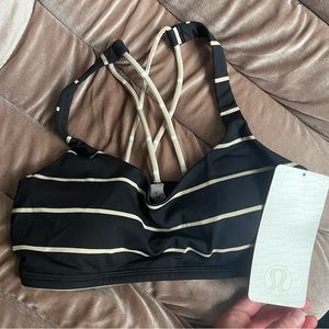 Lulu lemon size 4 sports bra NWT